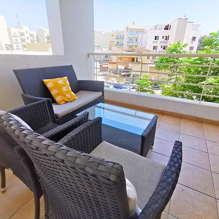 Promenade Breeze City Apartment Lárnaka Kültér fotó